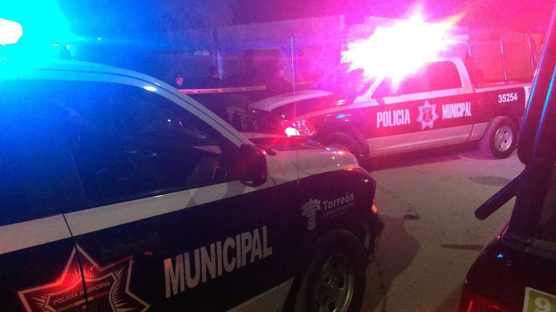 02 Maleta con restos humanos moviliza a policías en Torreón